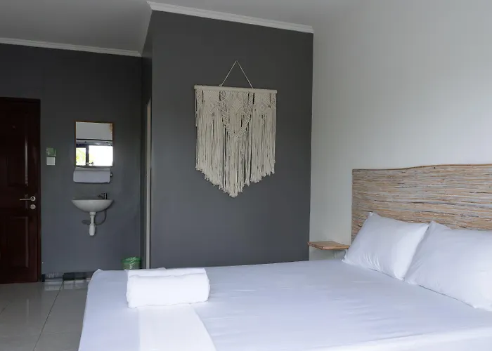 Hostel Uluwatu Surf Paradise By Pertama