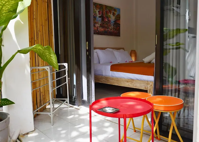 Uluwatu Surf Paradise ホステル